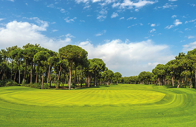 //www.jet2holidays.com/-/media/assets/product images - custom overview groups/turkey/gloria golf/ayt_0_gloria_serenity_resort_with_4_rounds_of_golf_include_0323_689x448_02.jpg